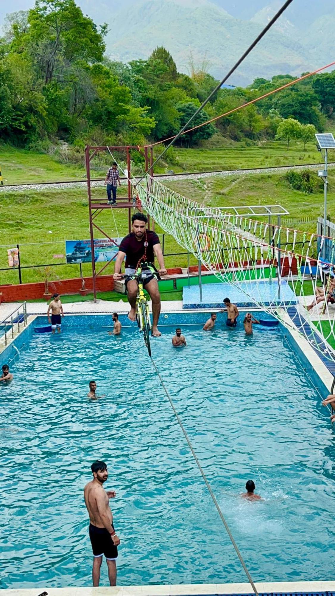 Aiju Hotel Waterland מראה חיצוני תמונה